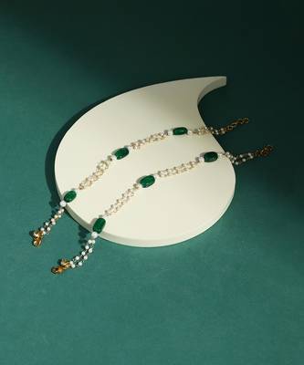 Green kundan anklets 1