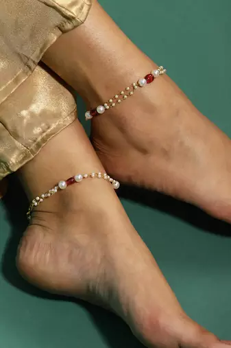 Pink kundan anklets