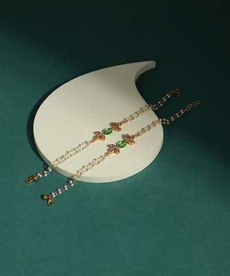 Green kundan anklets 1