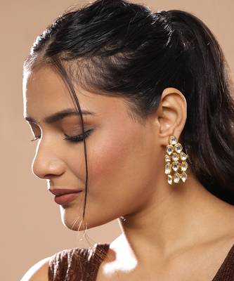 Golden kundan earrings 2