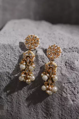 White kundan earrings