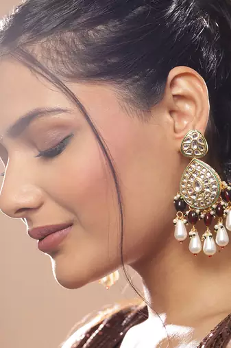 Maroon kundan earrings