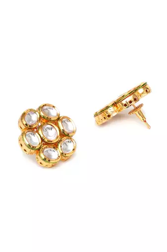 Gold kundan round maang tikka with studs