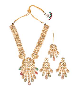 Gold long kundan necklace set with maang tikka 2