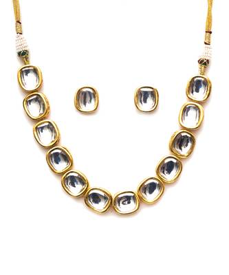 Gold kundan choker set 3
