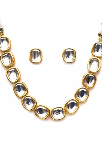 Gold kundan choker set