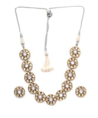 Gold kundan choker with studs 2