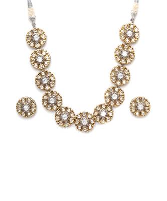 Gold kundan choker with studs 4