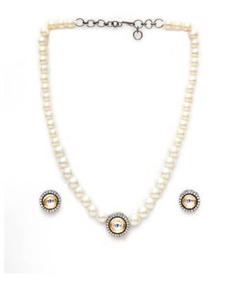 Black kundan and pearl choker with studs 2
