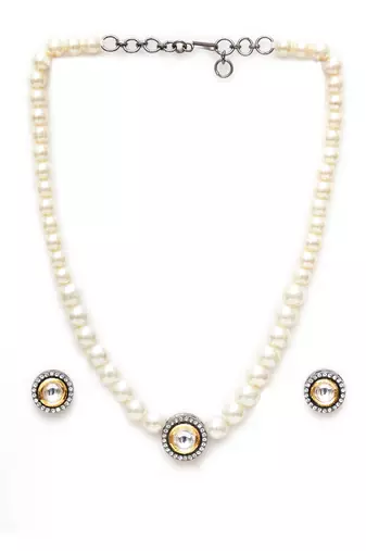 Black kundan and pearl choker with studs