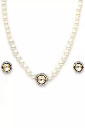 Black kundan and pearl choker with studs