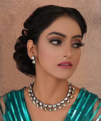 Gold dual tone kundan necklace set 1