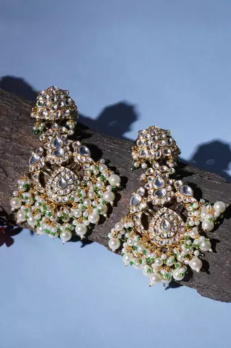 Gold kundan chand earrings
