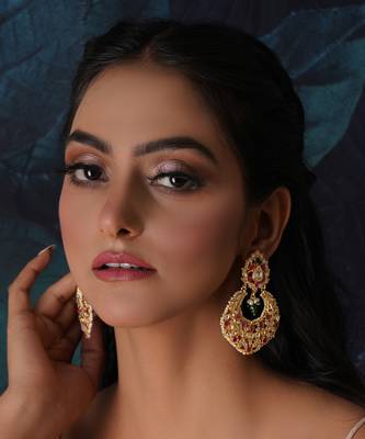 Gold kundan chand earrings 2