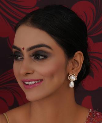 Gold kundan studs with pearl drop 2