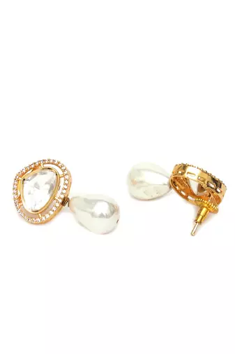 Gold kundan studs with pearl drop