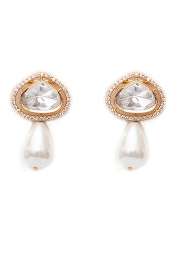 Gold kundan studs with pearl drop