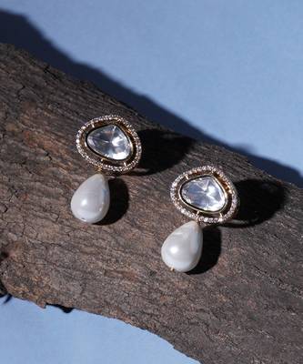 Gold kundan studs with pearl drop 4