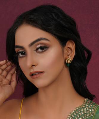 Emerald stone kundan studs 1