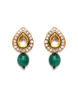 Emerald stone kundan studs 3