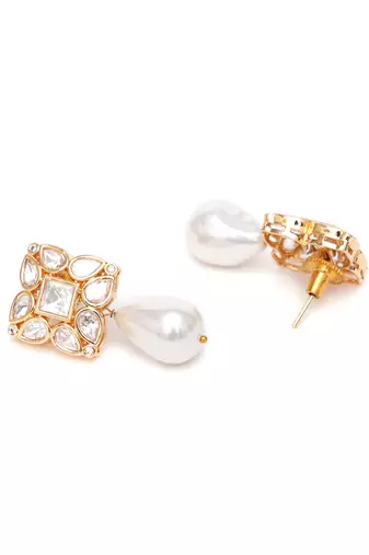 Gold kundan studs with pearl drop