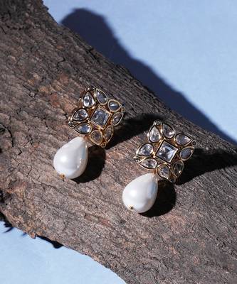 Gold kundan studs with pearl drop 4