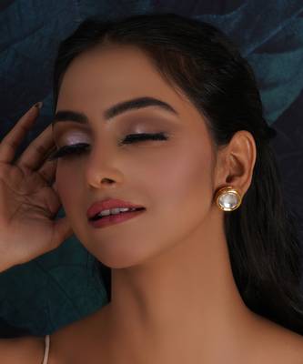 Gold kundan studs 2