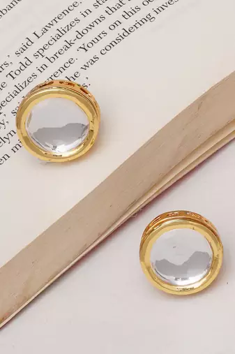 Gold kundan studs