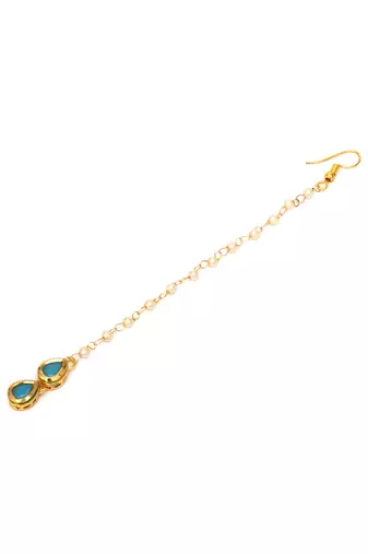 Gold kundan maang tikka