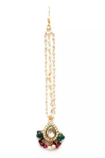 Gold kundan maang tikka