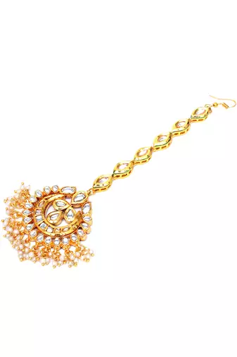 Gold kundan maang tikka