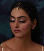 Gold kundan maang tikka