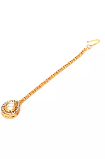 Gold kundan maang tikka