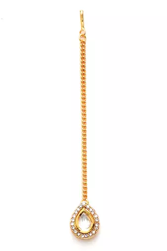 Gold kundan maang tikka
