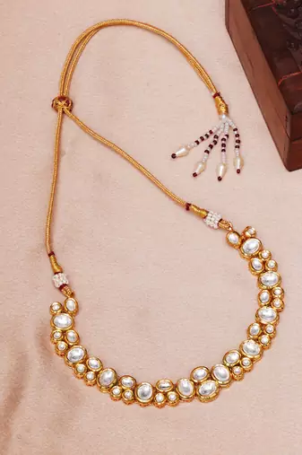 Gold kundan neckpiece