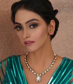 Gold long tear drop dual tone kundan neckpiece