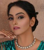 Gold mixed cut dual tone kundan neckpiece