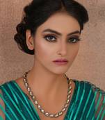 Gold boat shaped dual tone kundan neckpiece