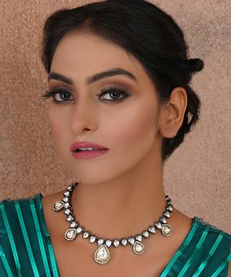 Gold tear drop dual tone kundan neckpiece 1