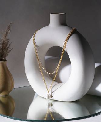 Gold layered pearl and gold neckpiece 4
