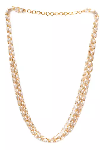 Gold layered pearl neckpiece