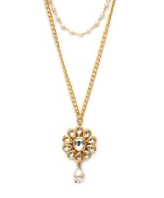 Gold layered kundan and pearl gold neckpiece 4