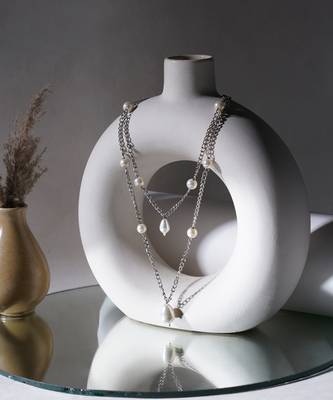 Silver layered pearl and silver neckpiece 2