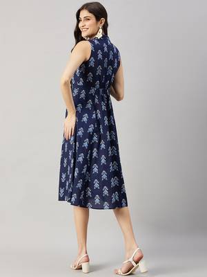 winered women navy blue front triangle cut -out a-line dress 6