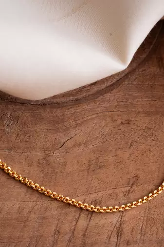 Radha's creations thin baby chain 18" one gram gold