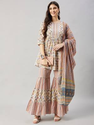 Winered woman white geomatric print embroidery neck sharara with dupatta set 1