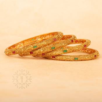 Rajwadi Gold Plated Brass Kada/Bangles Set 1