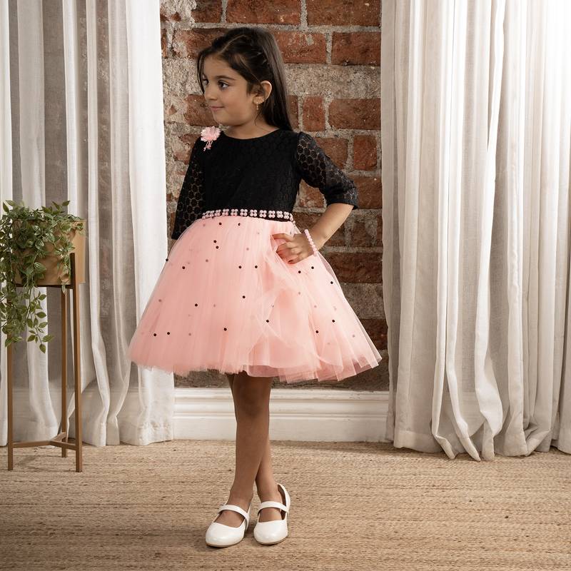 3/4th sleeves fit and flare dress with pulse beaded belt for baby girls - black & pink
