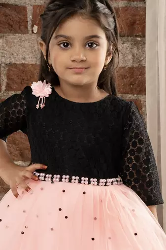 3/4th sleeves fit and flare dress with pulse beaded belt for baby girls - black & pink