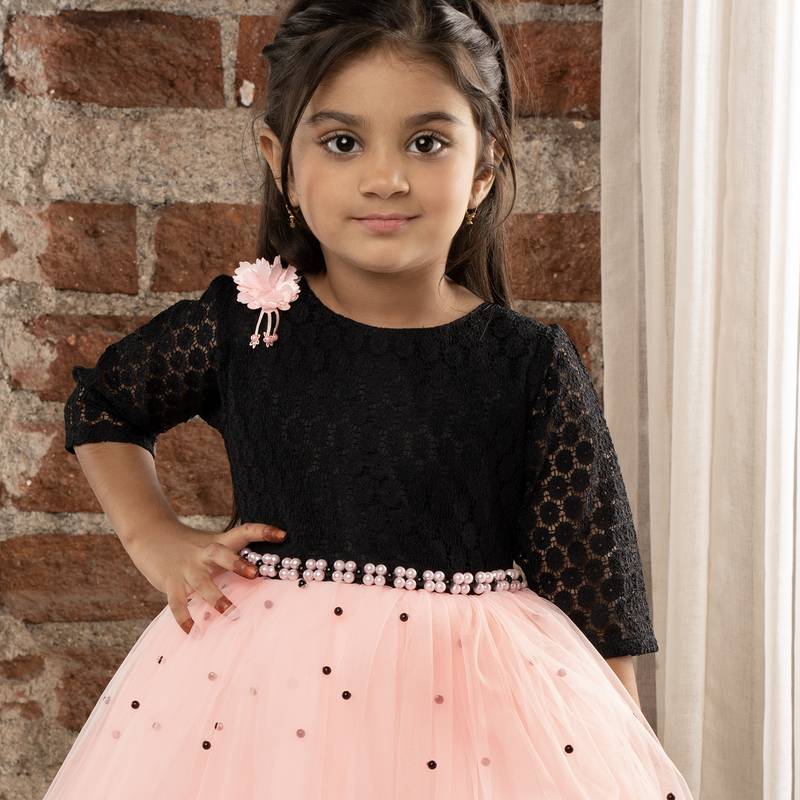 3/4th sleeves fit and flare dress with pulse beaded belt for baby girls - black & pink